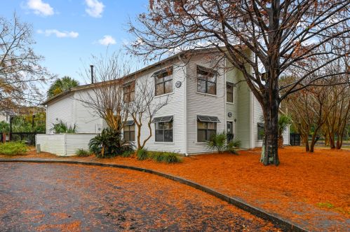 274 Alexandra Dr, Mount Pleasant SC  29464-2858 exterior