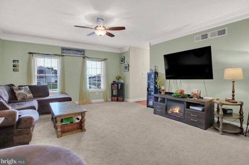 385 Thoroughbred Dr, York Haven PA  exterior