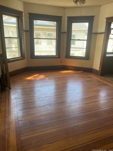 73 Montauk Ave, United States Coast Guard Ac, CT 06320-4913