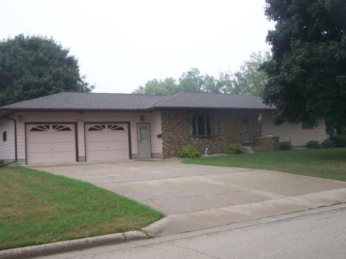 2101 23rd St, Osgood, IA 50536-2301