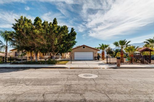 66595 5th St, Desert Hot Springs, CA 92240-3206