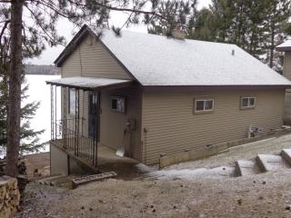 18065 Robin Ln, Townsend, WI 54175-9717
