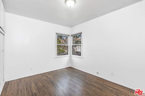 609 35th St, Manhattan Beach CA  90266-3427 exterior