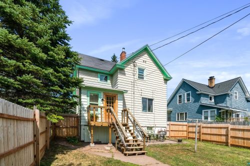 9242 Vinland St, Duluth MN  55810-1533 exterior