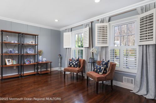 162 Borden Rd, Middletown NJ  07748-3050 exterior