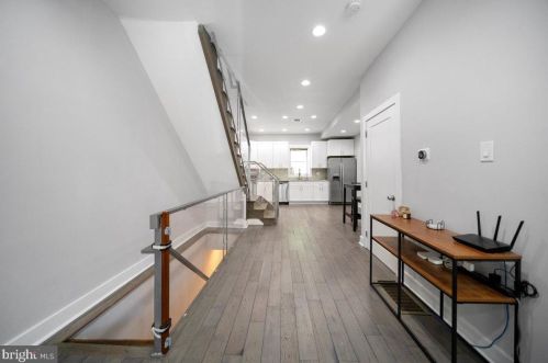 1345 Mascher St, Philadelphia PA  19122-4618 exterior