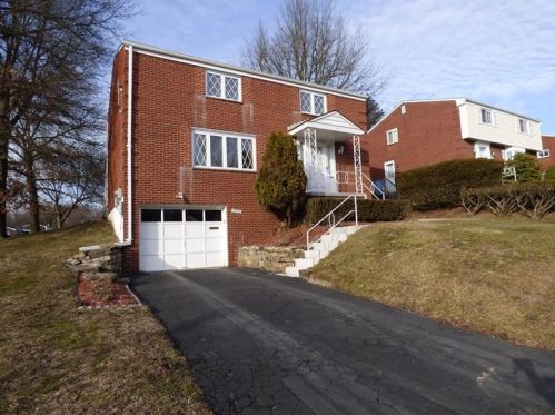 1100 Lomond Dr, Pittsburgh, PA 15235-4606