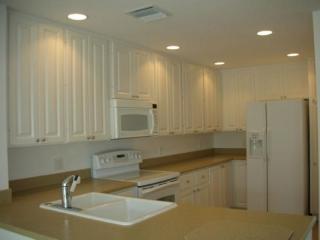 1818 Burgos Dr, Sarasota FL  34238-2745 exterior