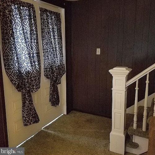 225 West St, Williamstown, PA 17098-1325