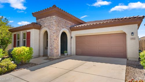 3935 Ficus Way, Gilbert, AZ 85298-0437