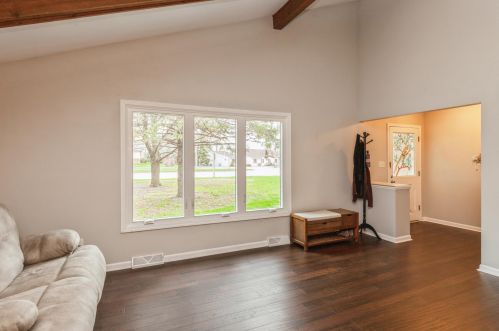 4701 Loomis Rd, Milwaukee WI  53220-4822 exterior