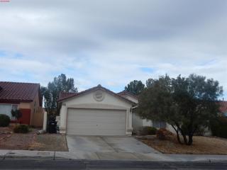 721 Triple Crown St, Henderson NV  89015-5947 exterior