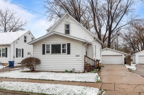 420 Northern Ave, Green Bay, WI 54303-2912