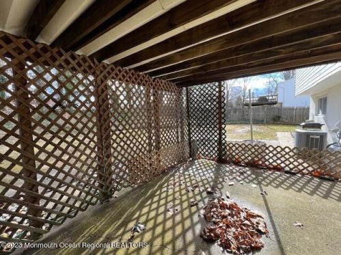 107 Manhattan St, Jackson Twp NJ  08527-2545 exterior