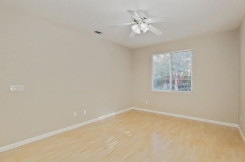 877 Shortland Way, Manteca CA  95337-8568 exterior