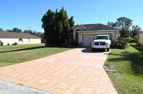 321 Erie Dr, Kissimmee, FL 34759-5342