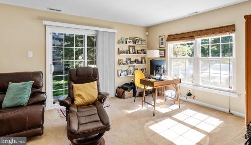 6504 Riverfront Dr, Palmyra NJ  08065-2145 exterior