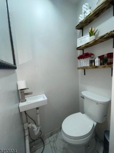 264 Fitzpatrick St, Industrial Hillside NJ  07205-2126 exterior