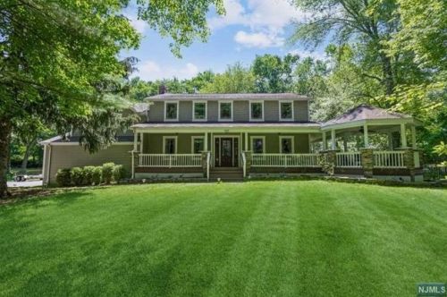 152 Piermont Rd, Norwood, NJ 07648-2318