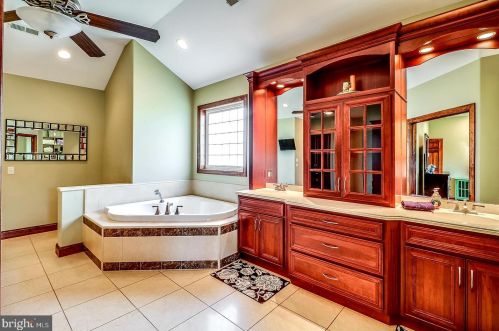 4405 Greenbriar Way, Seaford DE  19973-4602 exterior