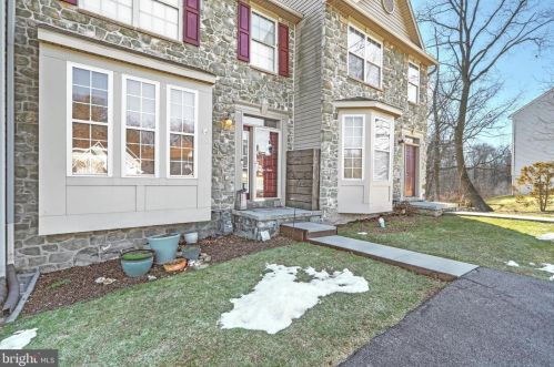 1396 Wanda Dr, Hanover, PA 17331-8646