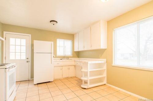 885 Oswego St, Denver CO 80010-4178 exterior