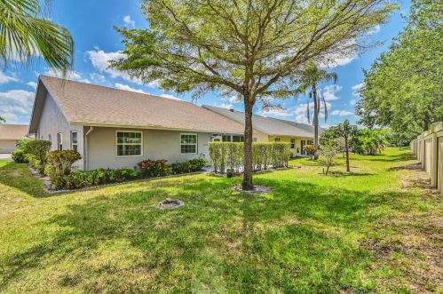 5258 Tiffany Anne Cir, West Palm Beach, FL 33417-1082