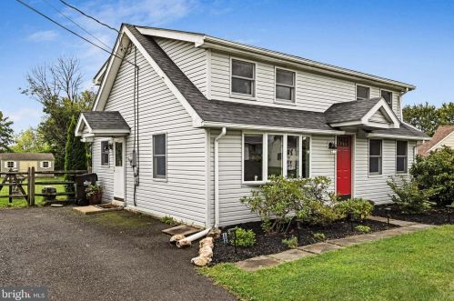 2534 Rhoads Rd, Gilbertsville, PA 19525-9174