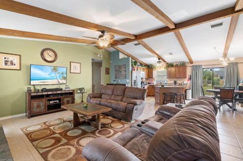 3302 6th Ave, Cape Coral FL  33914-5397 exterior