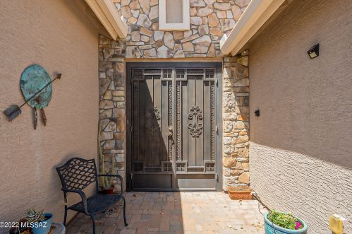 1223 Rams Head Rd, Green Valley, AZ 85614-5236
