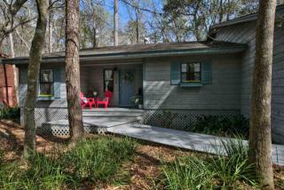 1753 Brookside Blvd, Tallahassee FL  32301-6769 exterior