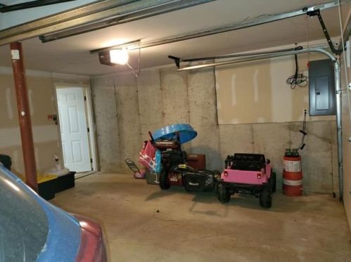 54 Sawmill Rd, Hillsboro NH  03244-5221 exterior