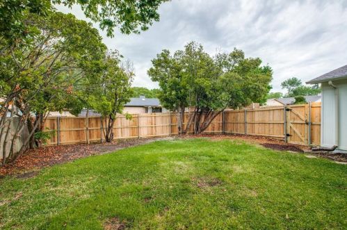 1902 Linda Ln, Richardson TX  75081-2615 exterior
