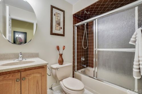 11 Carmel Ct, Old Bridge NJ  08857-3064 exterior