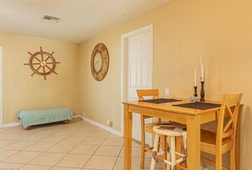 3471 Papaya St, Saint James City FL  33956-2573 exterior