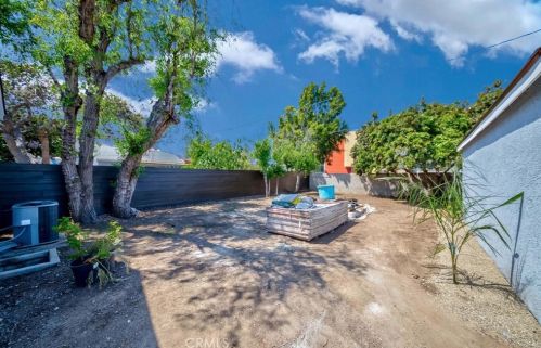 4567 120th St, Hawthorne CA  90250-2965 exterior