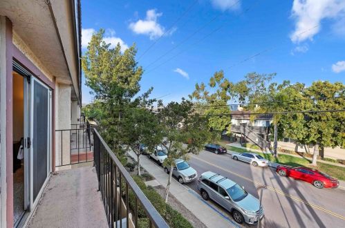 7866 Hummingbird Ln, San Diego, CA 92123-2720