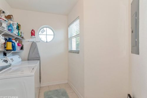 400 Diamond Cir, Naples FL  34110-1329 exterior