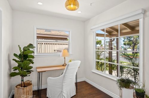 15109 Doty Ave, Lawndale, CA 90260-2319