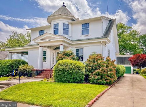 718 Columbia Ave, Lansdale PA 19446-3311 exterior