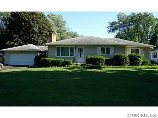 43 Coronado Dr, Rochester, NY 14617-4405
