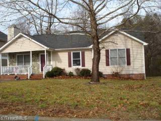 4201 Hope Valley Ln, Greensboro, NC 27401-4673