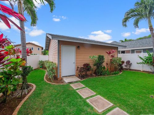 91-2180 Kaiwawalo St, Ewa Beach HI  96706-0064 exterior