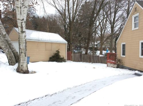 30 Kensington Ave, New Britain, CT 06051-3301