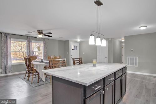 605 Spring Garden St, Carlisle PA  17013-9264 exterior