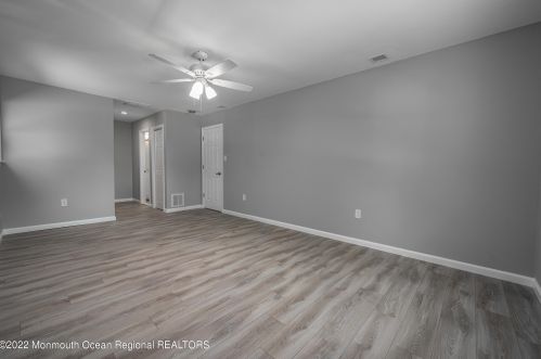 520 Wynnewood Rd, Lacey NJ  08731-1531 exterior