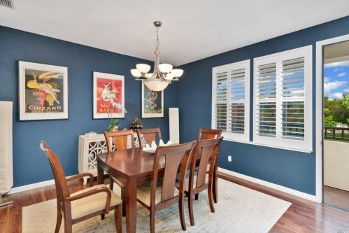 2864 Pearblossom Dr, Santa Rosa, CA 95407-5048