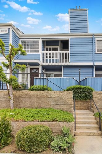 101 Spring St, Long Beach, CA 90806-1465