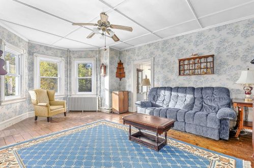 637 Route 308, Rhinebeck NY  12572-3410 exterior