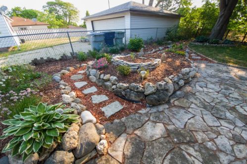 6716 78, Milwaukee WI 53223-4950 exterior